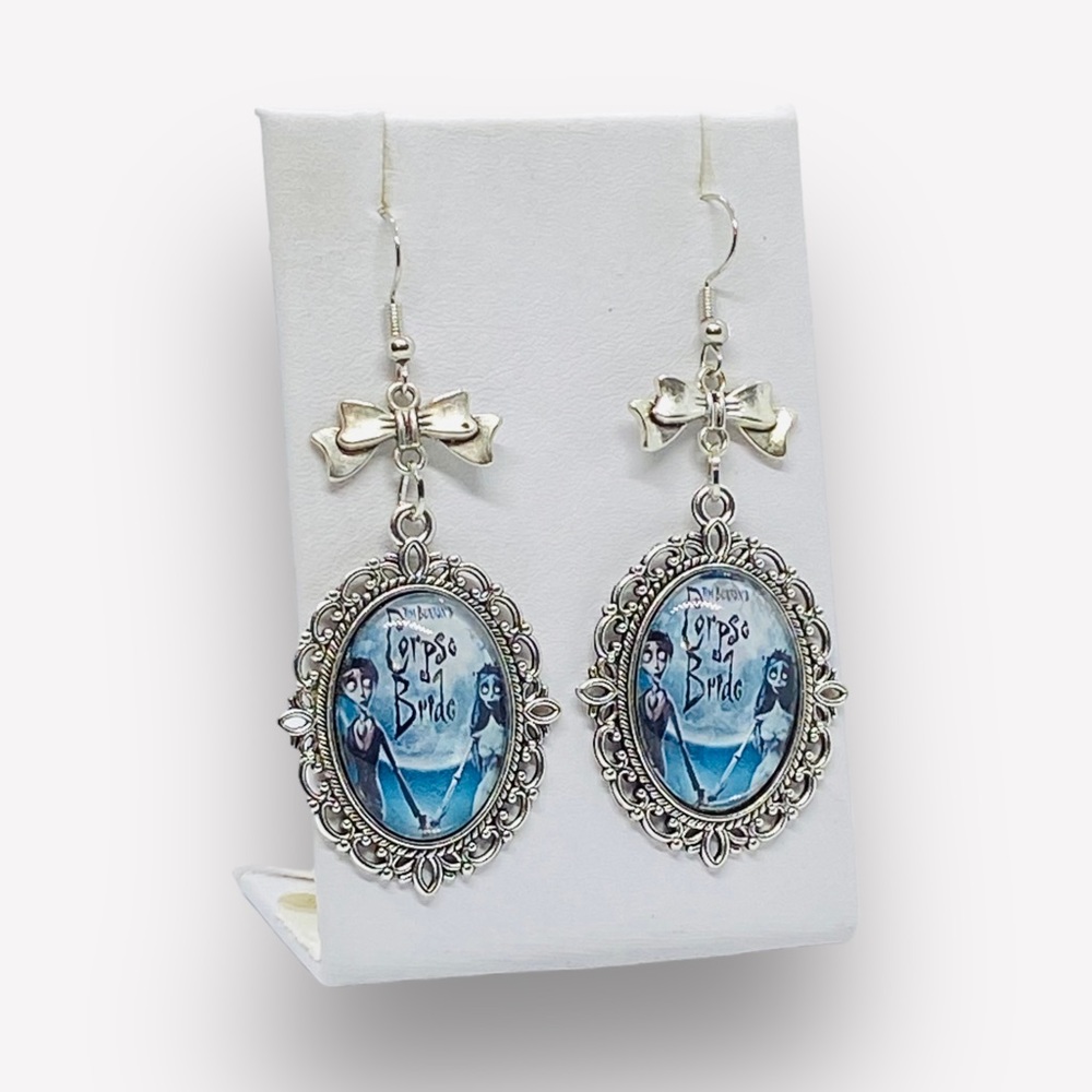 Corpse Bride Tim Burton’s Inspired Character Pendant 2 pairs Set of Earrings - Picture 3 of 11